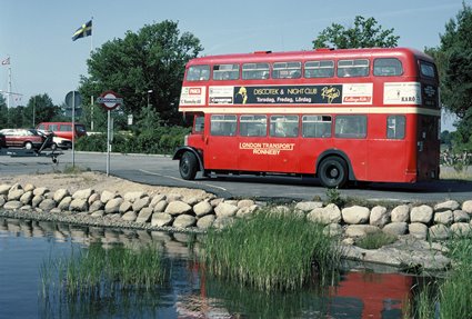 "Londonbussen" vid Villa Vassen i Ekenäs, 1989.