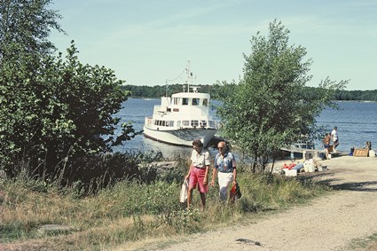 Båtluffning i Blekingeskärgården. Vindskär vid Korpabryggan på Tjärö, juli 1992.