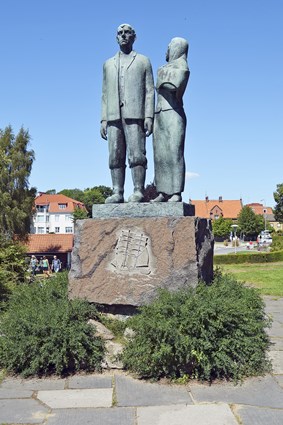 Utvandrarmonumentet i Hamnparken, Karlshamn, juli 2016.